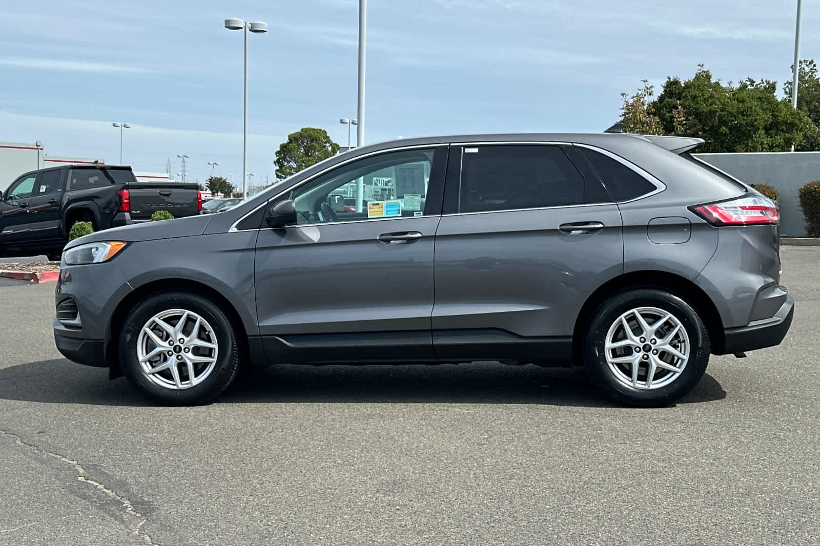 Thumbnail: 2024 Ford Edge - 8