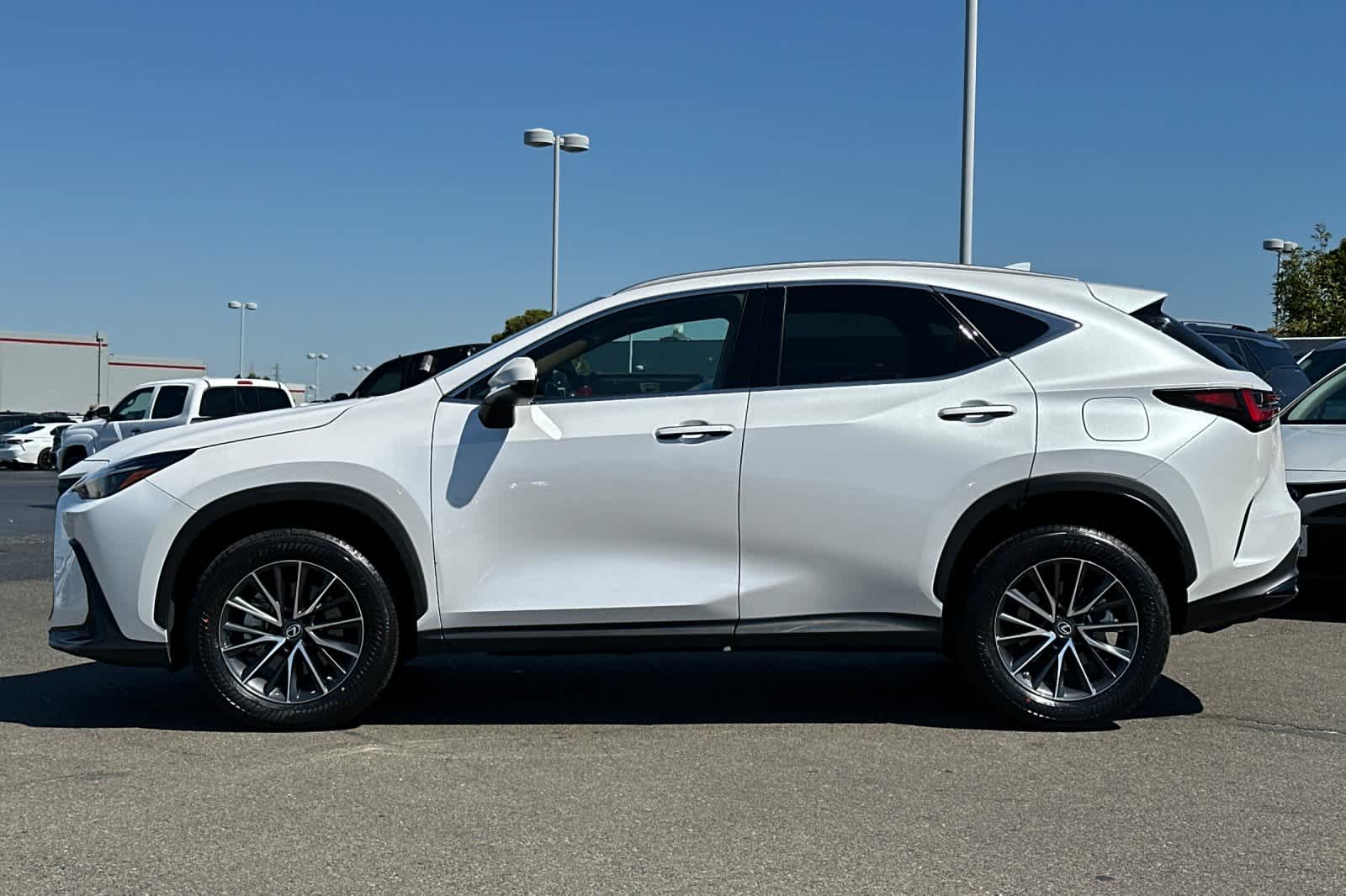 Thumbnail: 2022 Lexus NX - 9