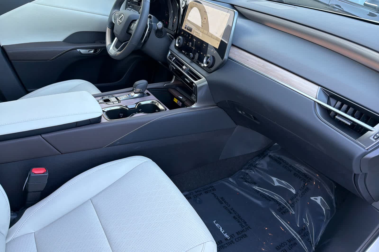 Thumbnail: 2026 Lexus RX - 17