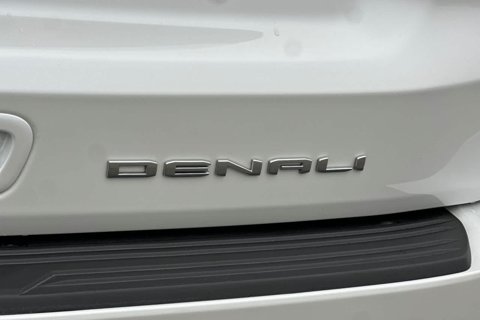 Thumbnail: 2021 GMC Yukon - 34