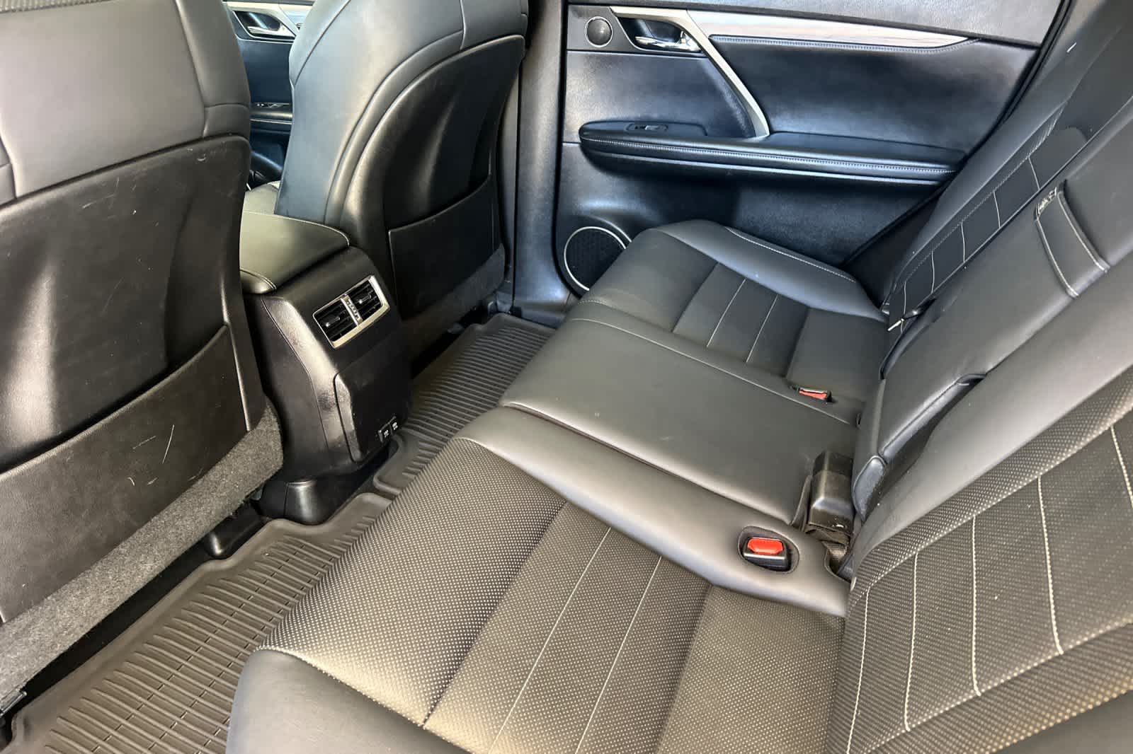 Thumbnail: 2021 Lexus RX - 4
