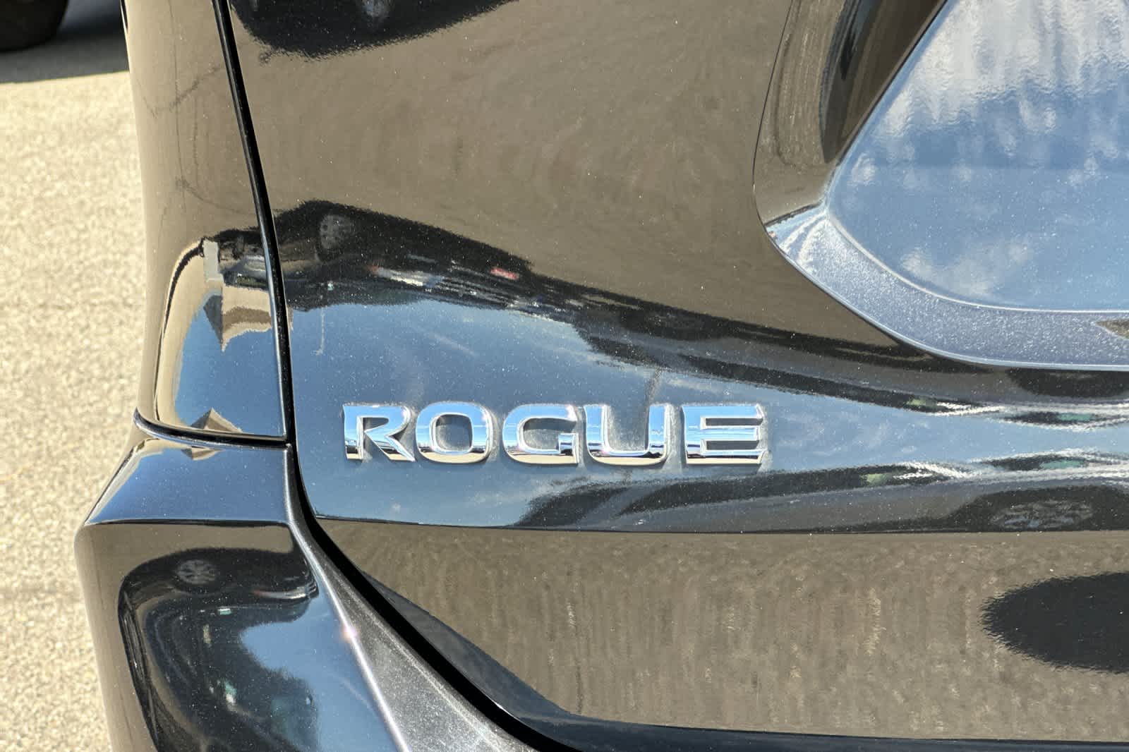 Thumbnail: 2020 Nissan Rogue - 31