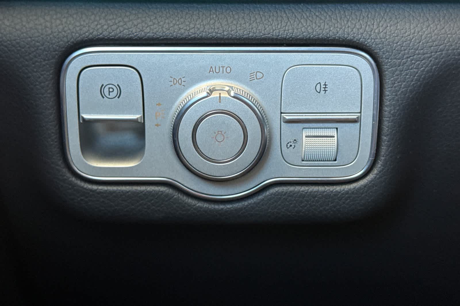 Thumbnail: 2021 Mercedes-Benz GLE - 31