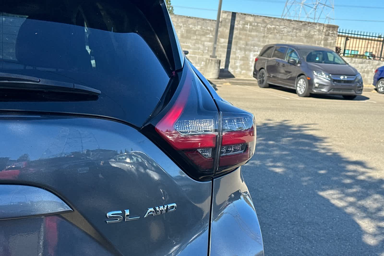 Thumbnail: 2020 Nissan Murano - 17