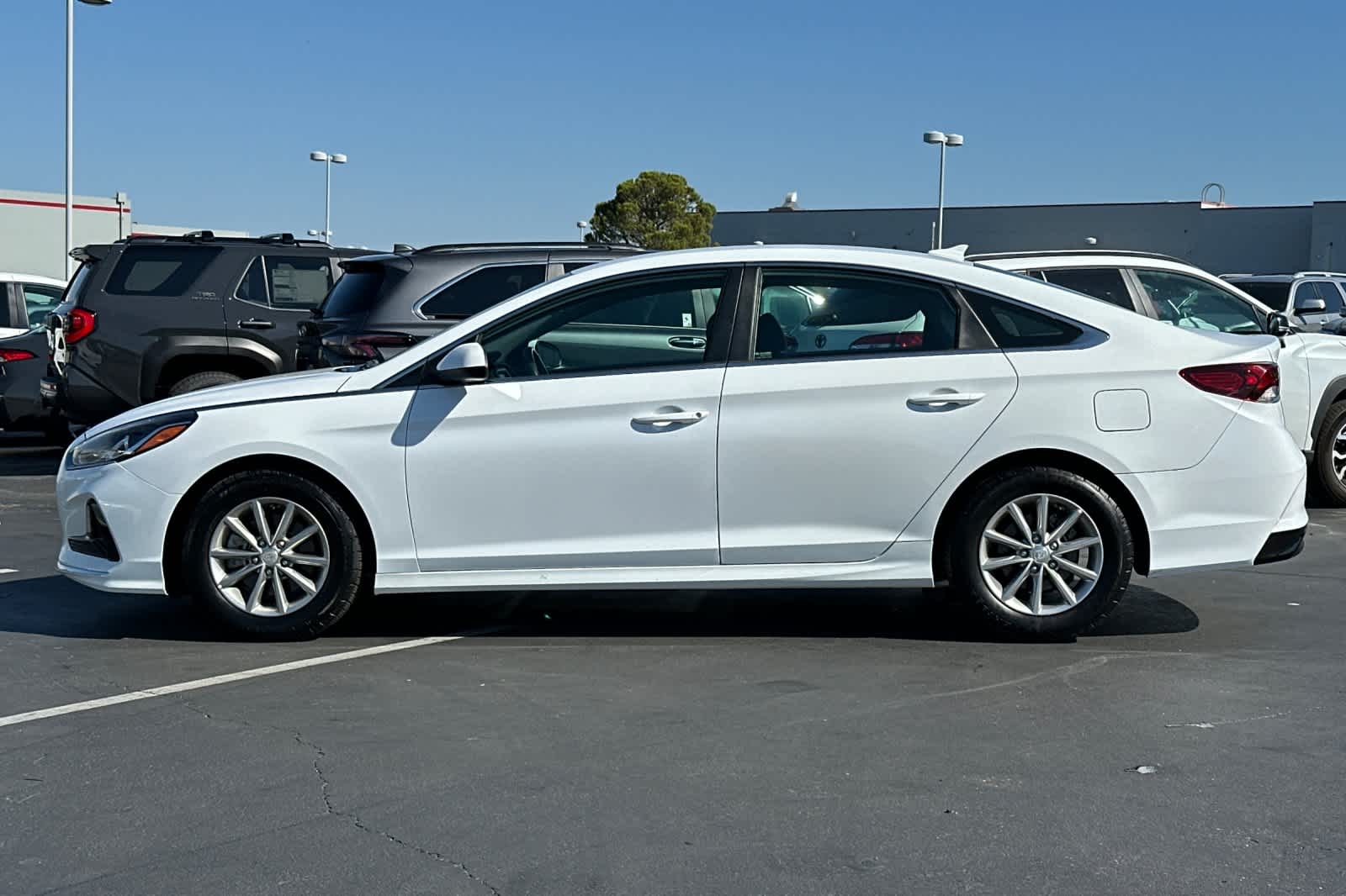 Thumbnail: 2018 Hyundai Sonata - 9