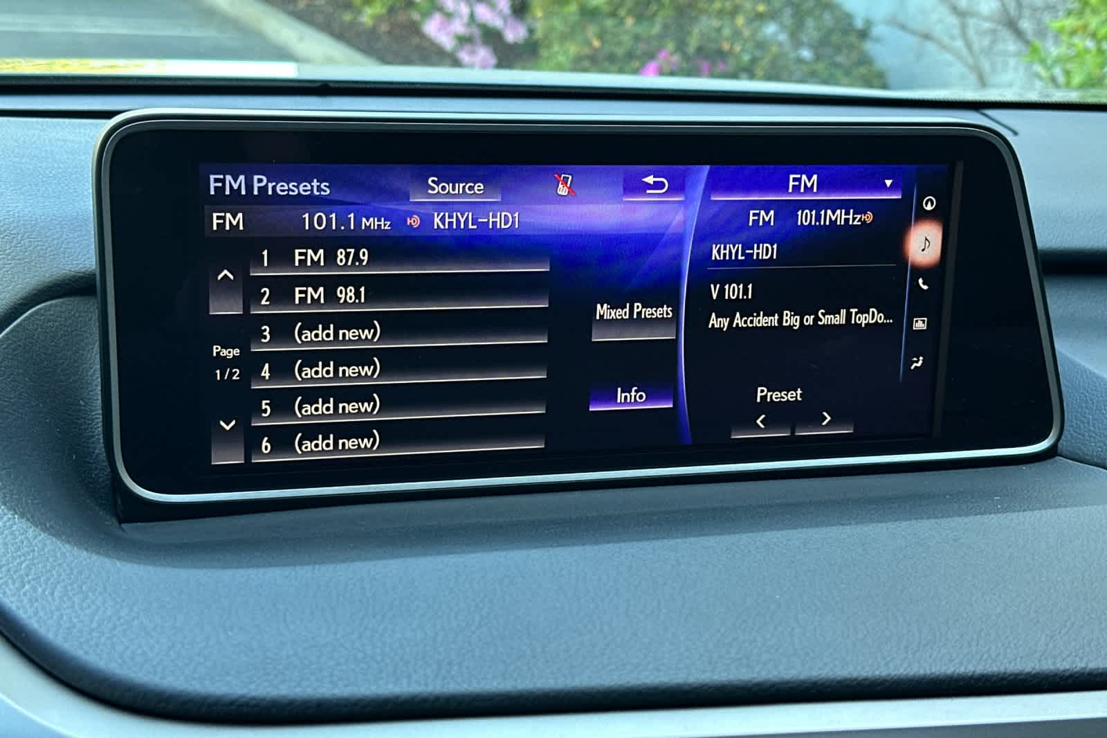 Thumbnail: 2016 Lexus RX - 20