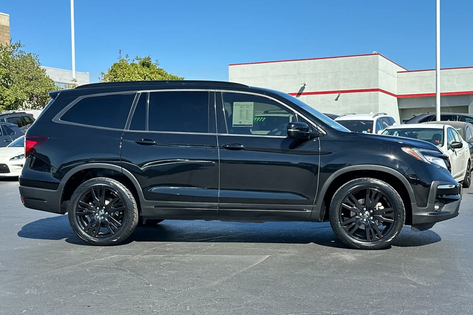 Thumbnail: 2020 Honda Pilot - 6