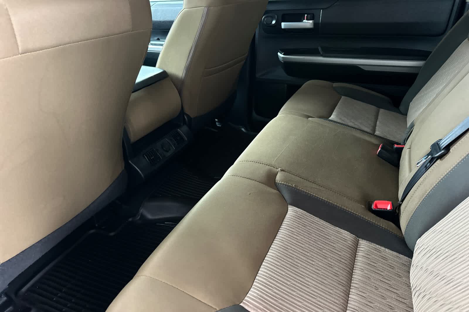 Thumbnail: 2016 Toyota Tundra - 4