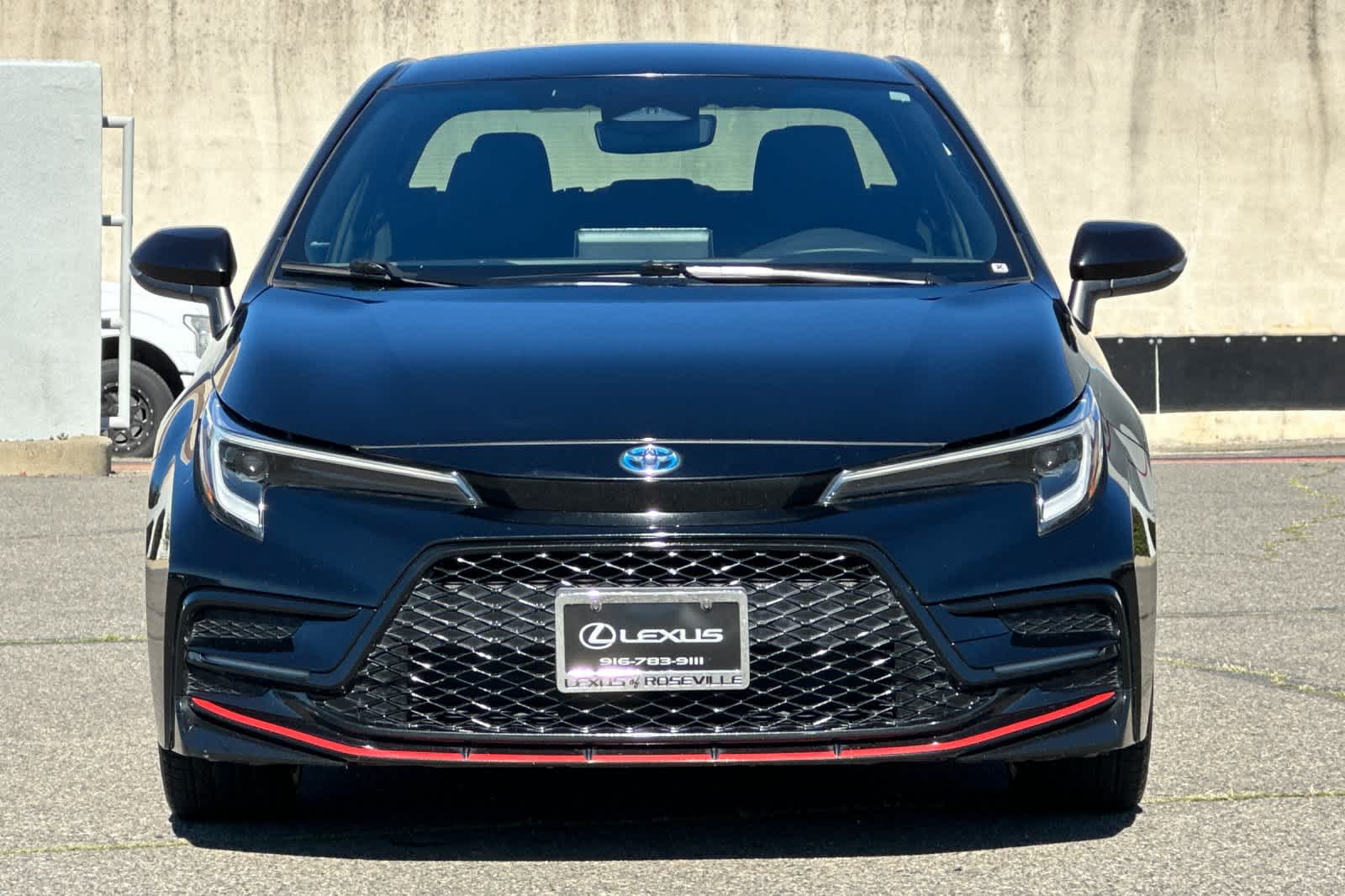 Thumbnail: 2023 Toyota Corolla - 10