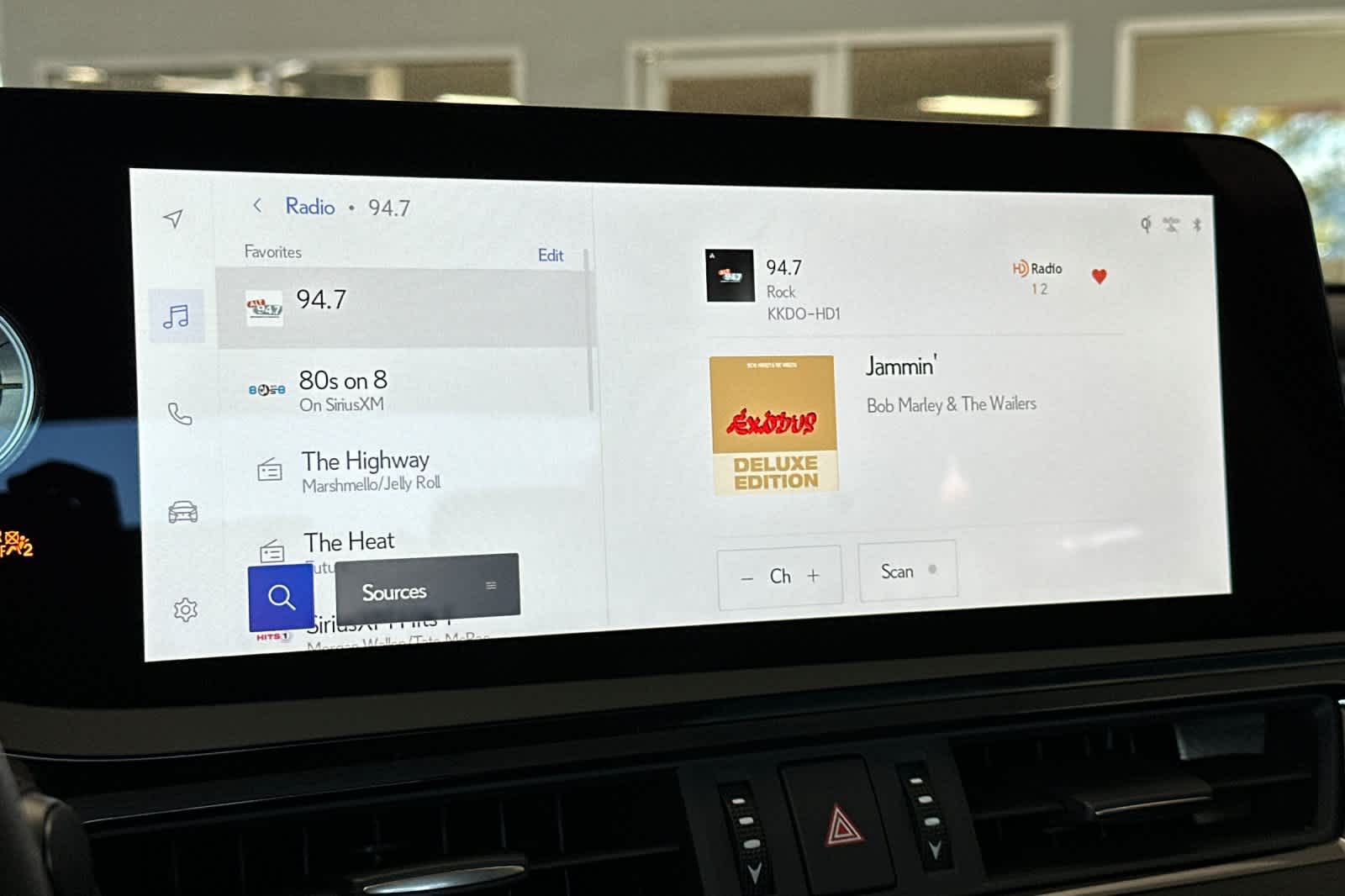 Thumbnail: 2025 Lexus ES - 20