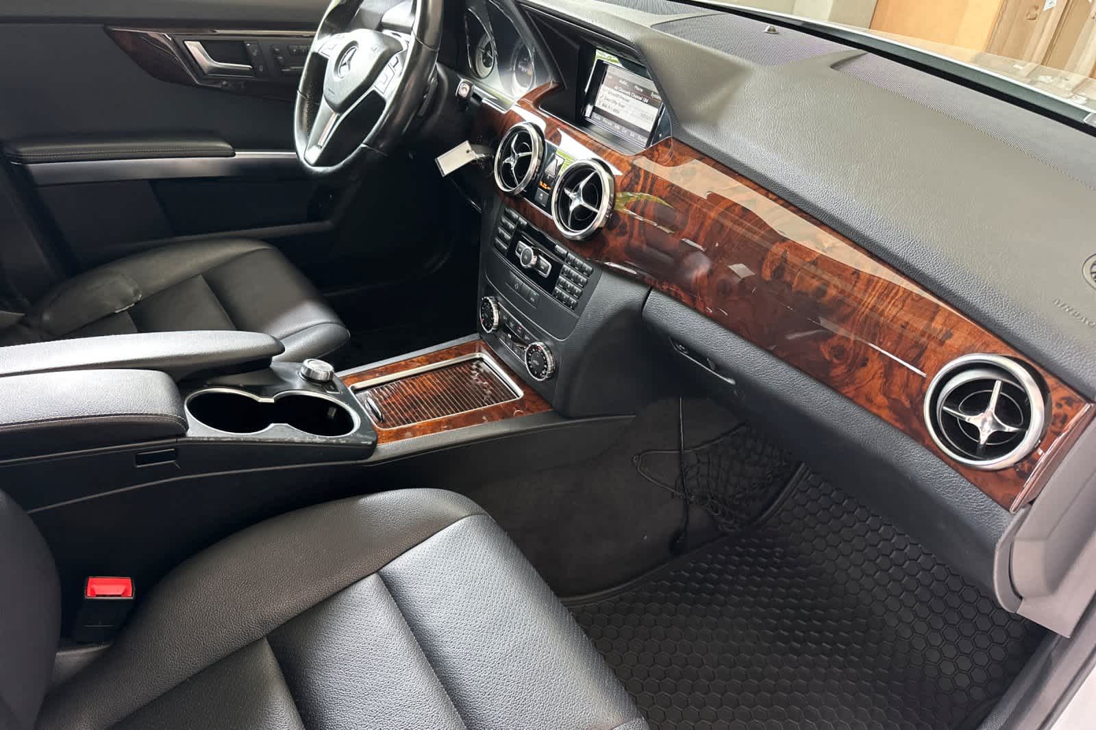 Thumbnail: 2013 Mercedes-Benz GLK - 16