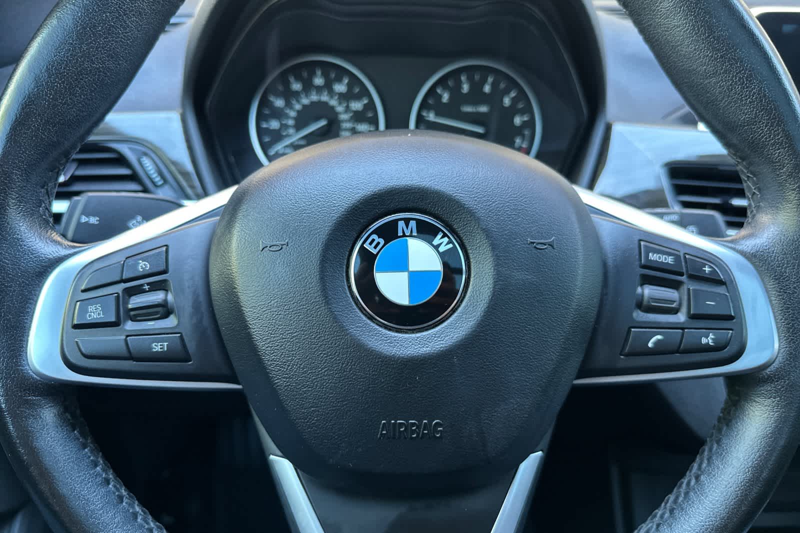 Thumbnail: 2018 BMW X1 - 26