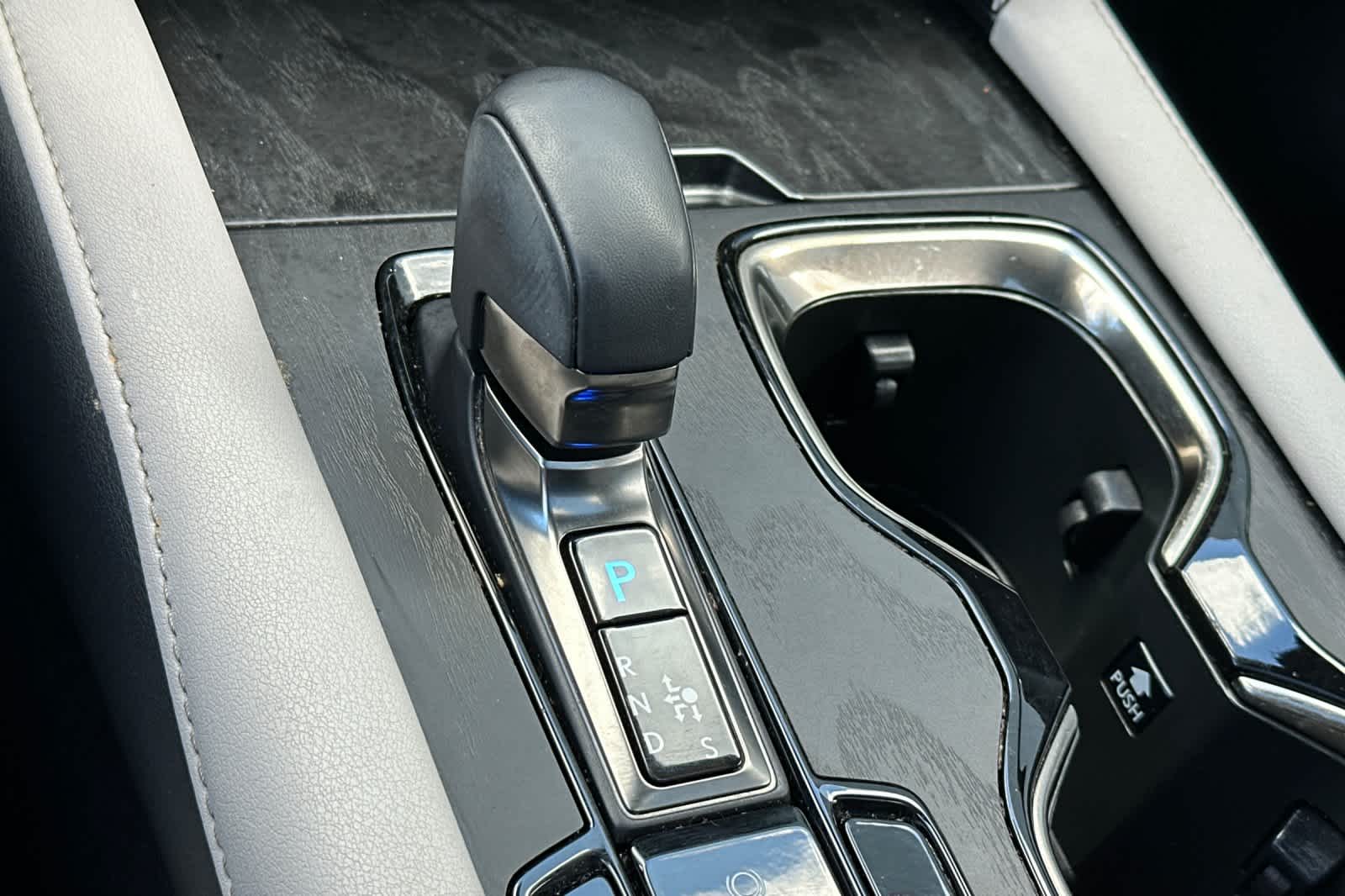 Thumbnail: 2025 Lexus RX - 23