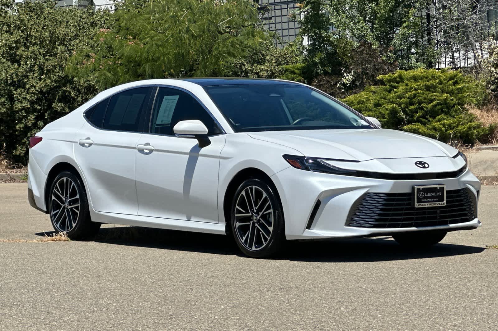 Thumbnail: 2025 Toyota Camry - 4