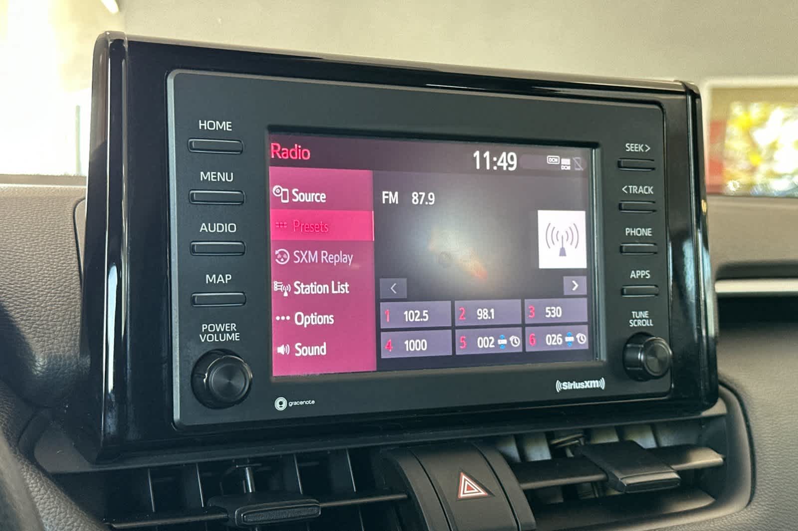 Thumbnail: 2021 Toyota RAV4 - 20
