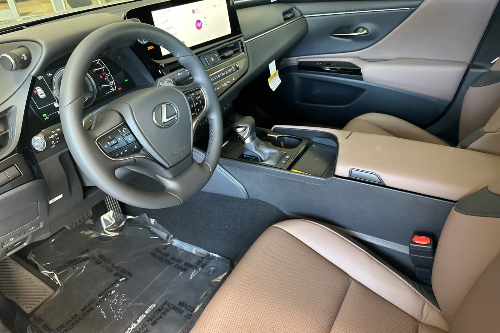 Thumbnail: 2025 Lexus ES - 11