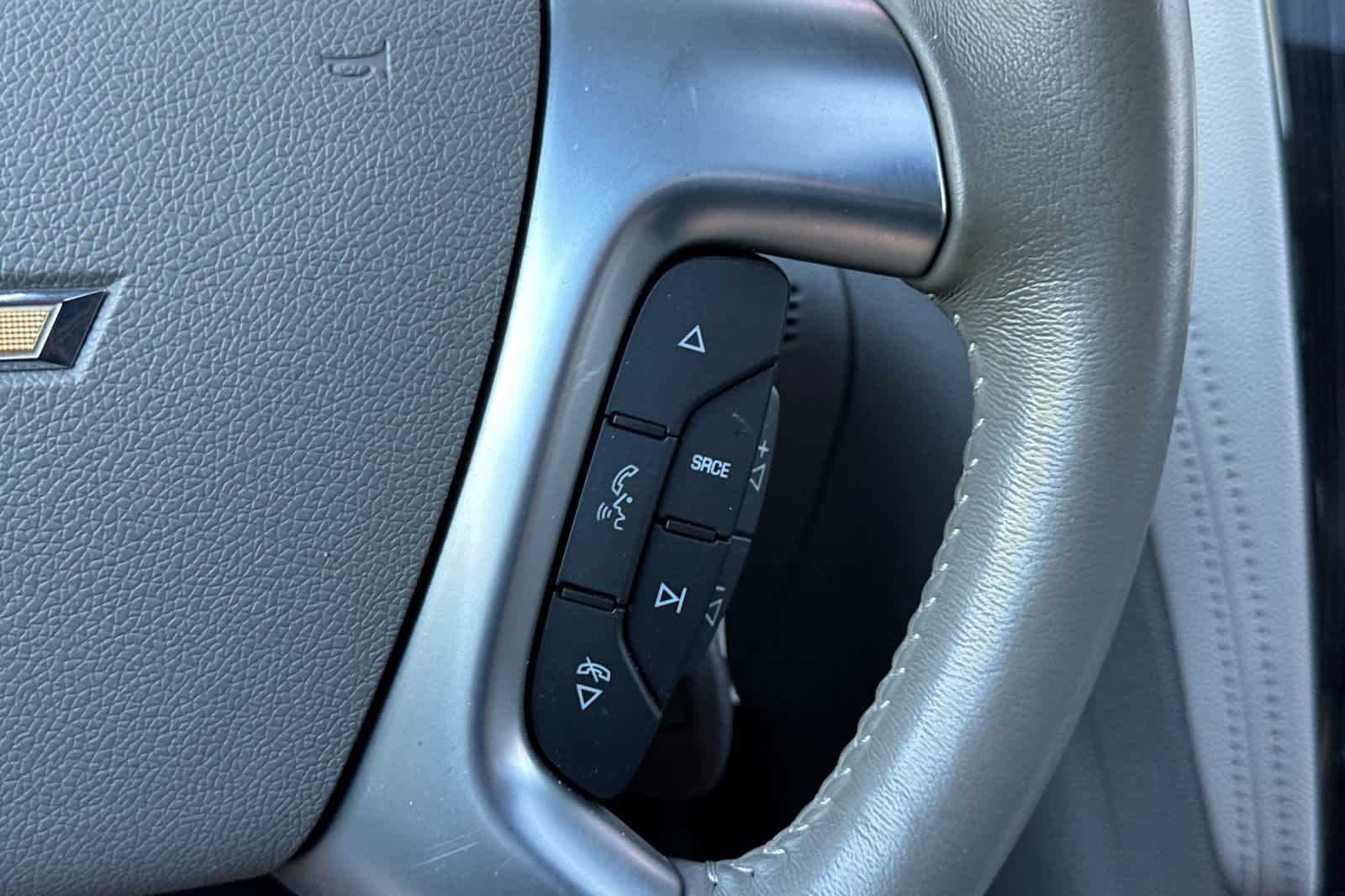 Thumbnail: 2016 Chevrolet Traverse - 28
