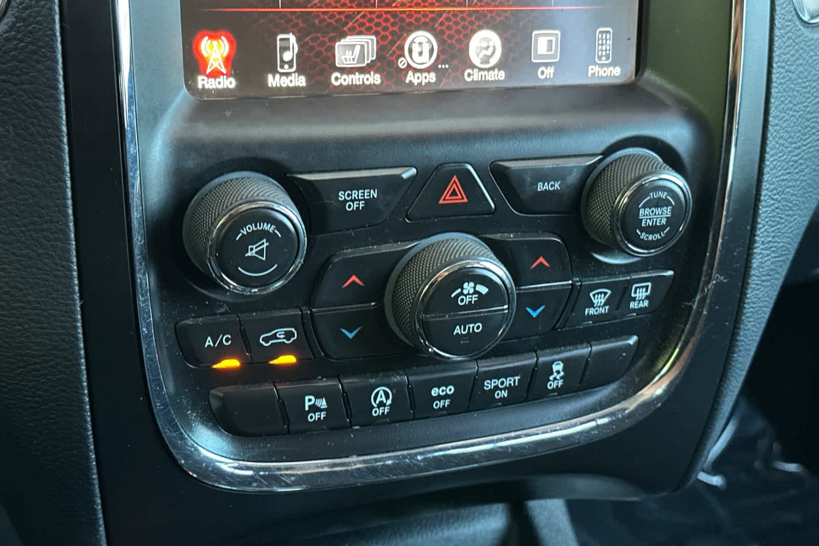Thumbnail: 2017 Dodge Durango - 23