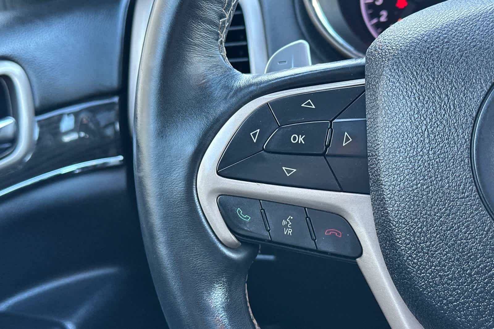 Thumbnail: 2017 Jeep Grand Cherokee - 27