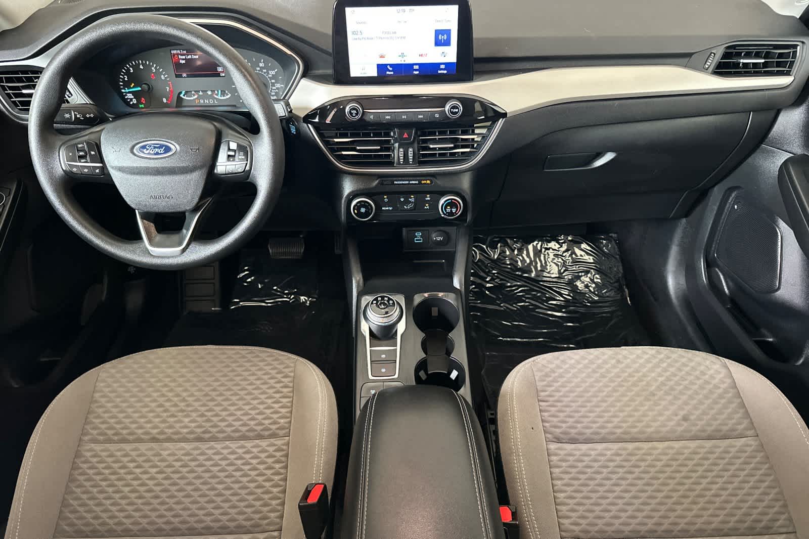 Thumbnail: 2022 Ford Escape - 3