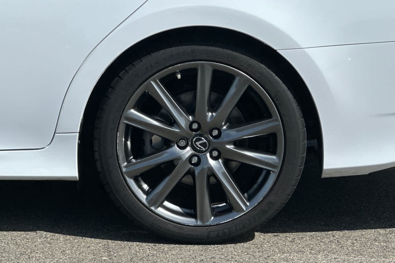 Thumbnail: 2015 Lexus GS - 31