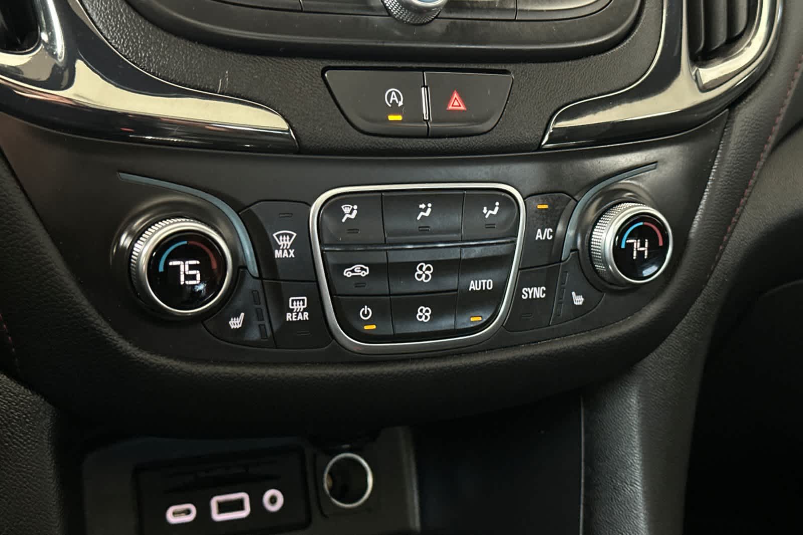 Thumbnail: 2024 Chevrolet Equinox - 23