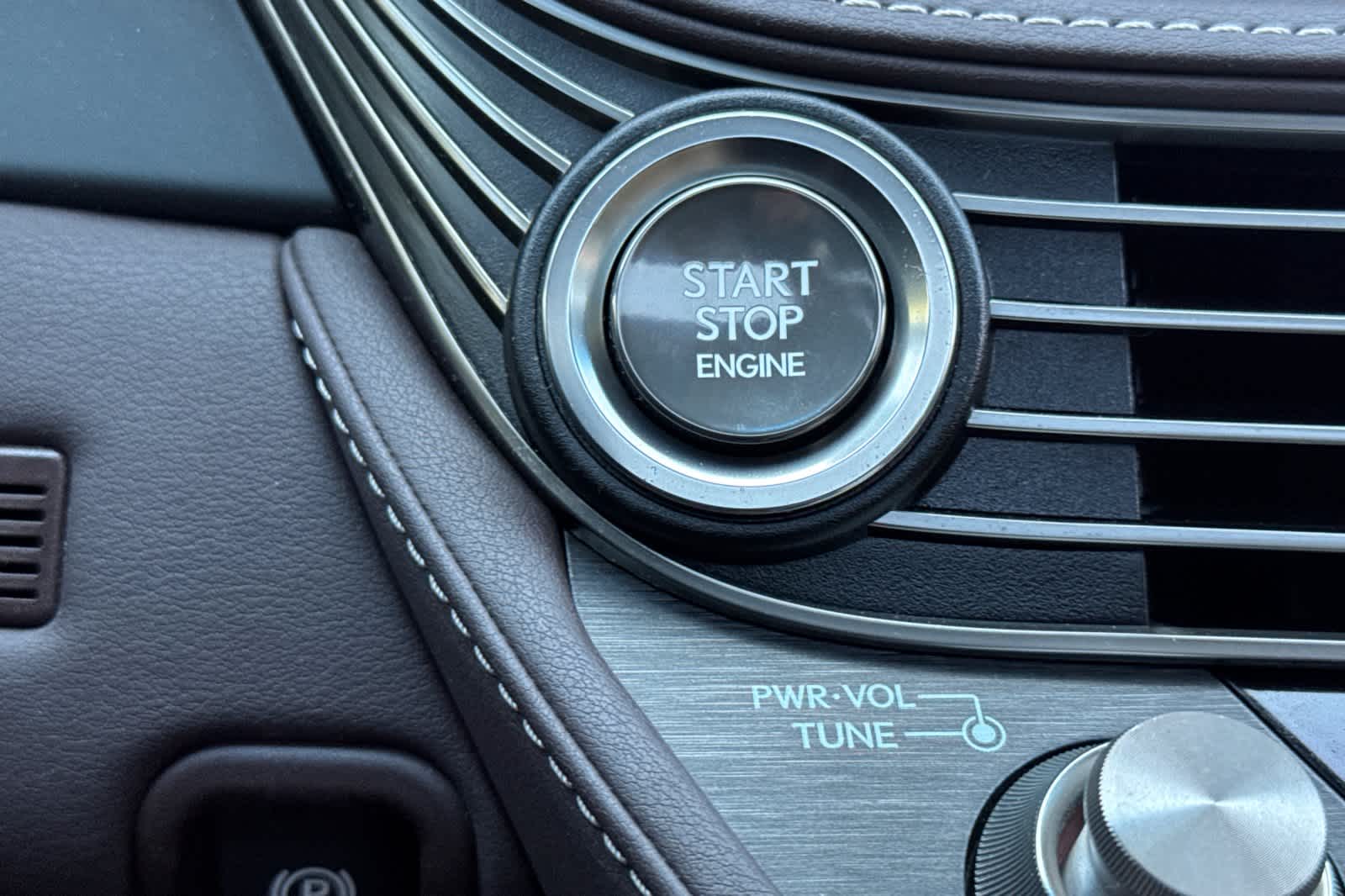 Thumbnail: 2019 Lexus LS - 24