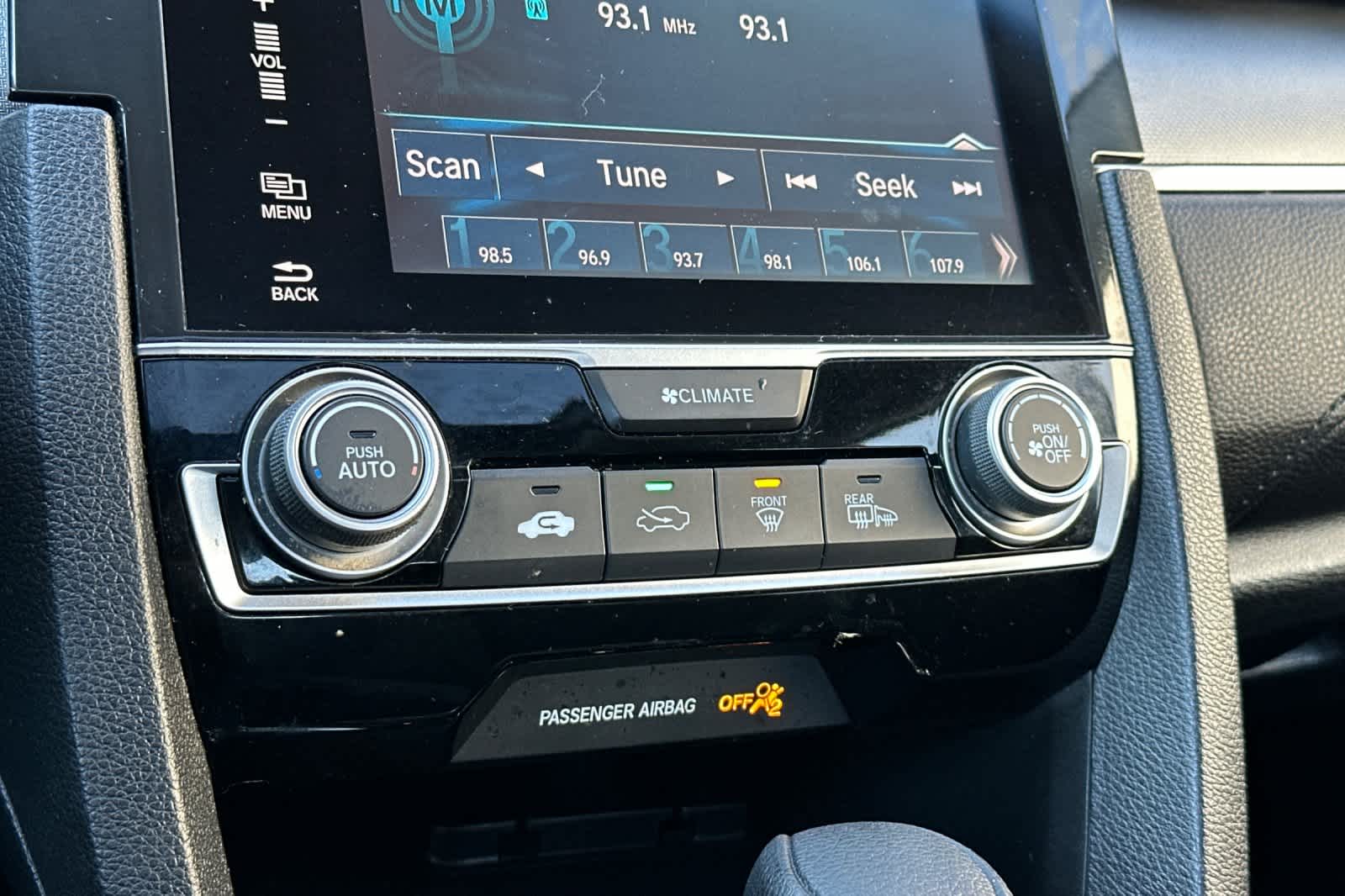 Thumbnail: 2016 Honda Civic - 20