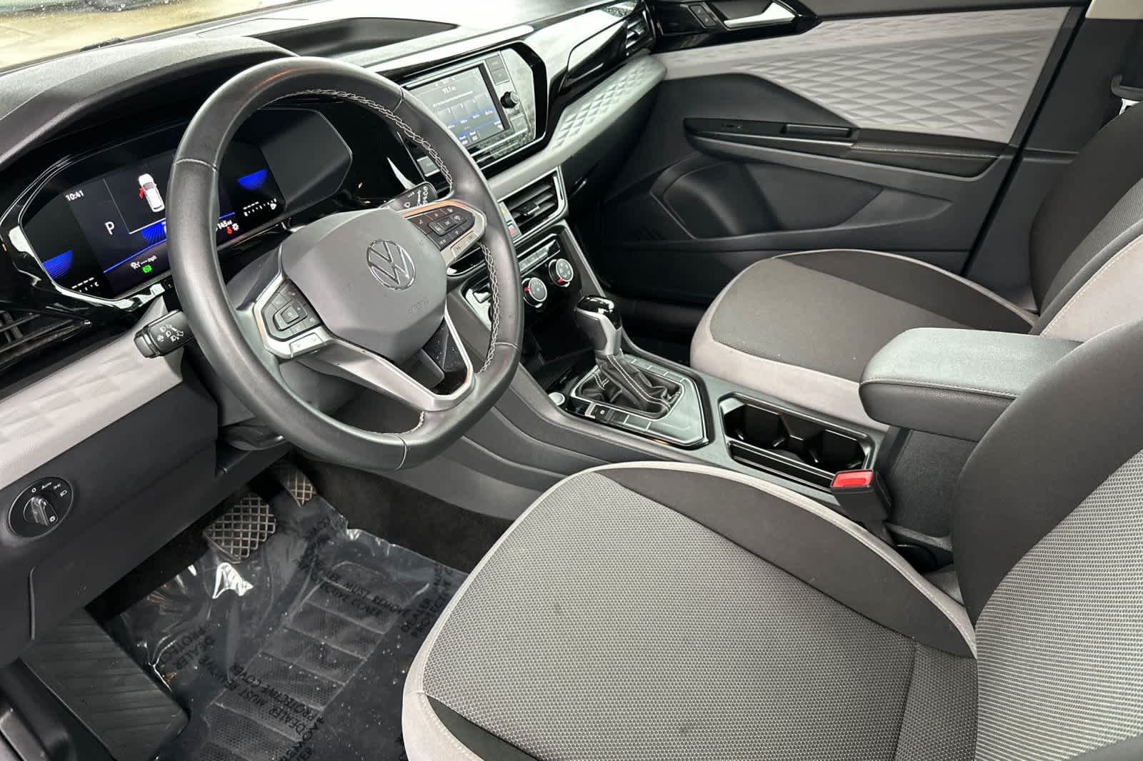 Thumbnail: 2024 Volkswagen Taos - 11