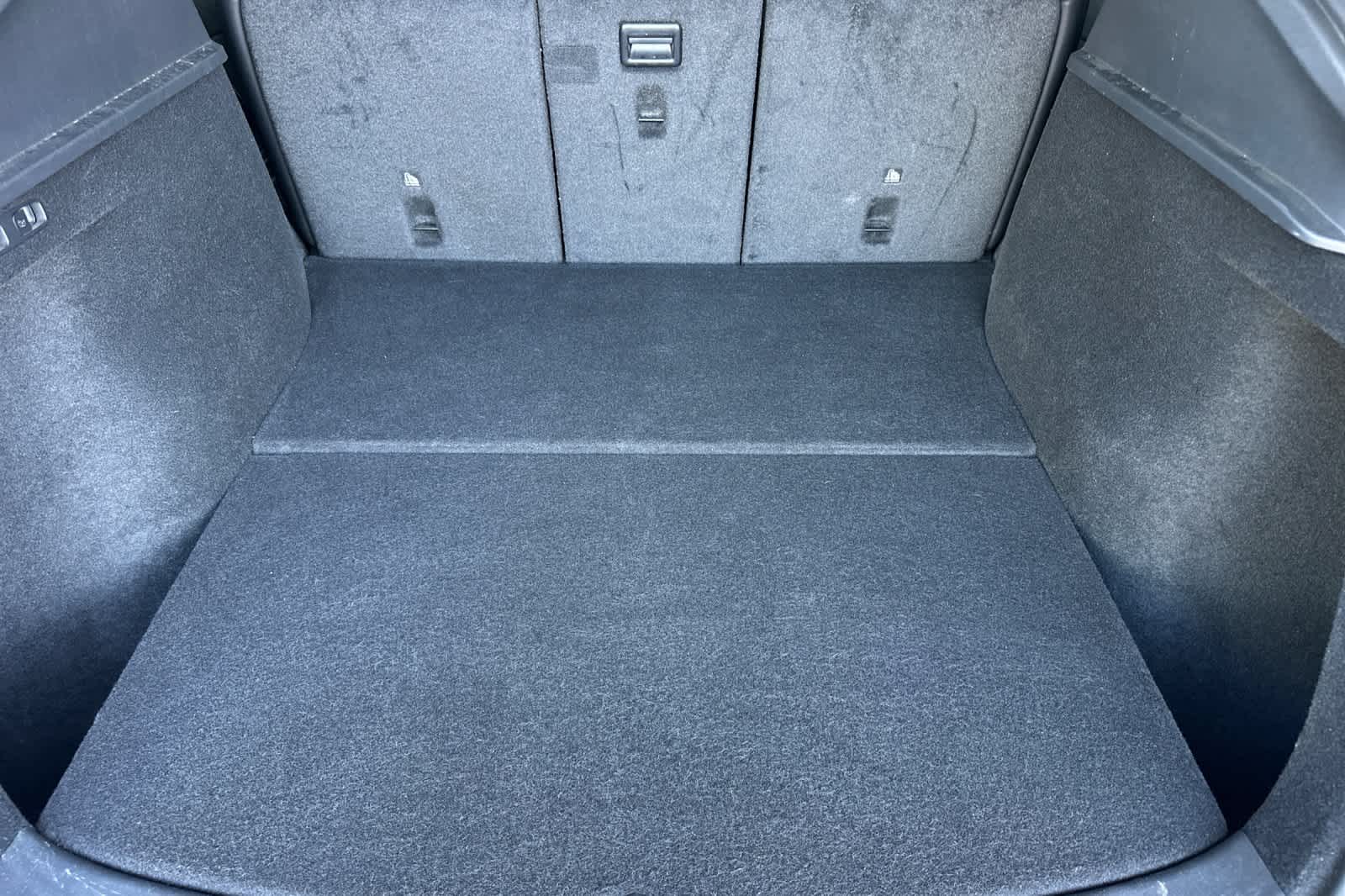 2023 Tesla Model Y  16