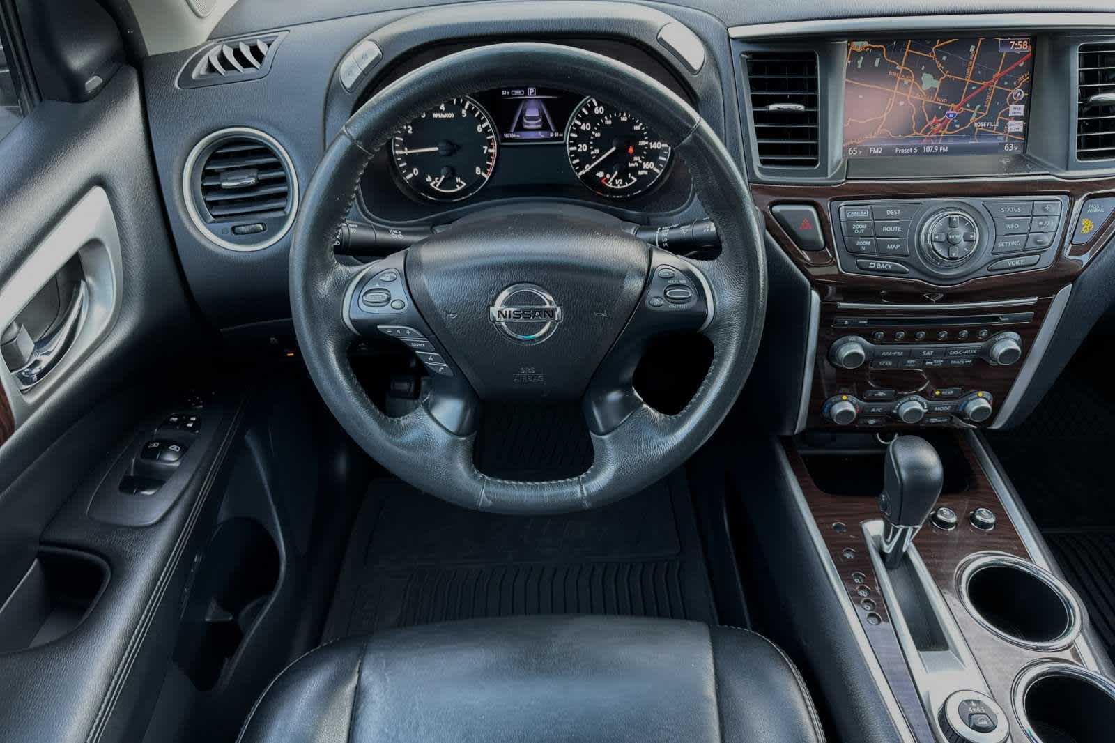 2016 Nissan Pathfinder Platinum 15