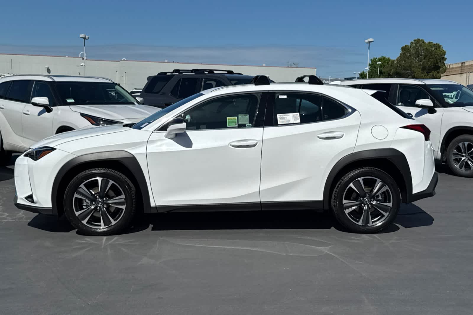 Thumbnail: 2026 Lexus UX - 9