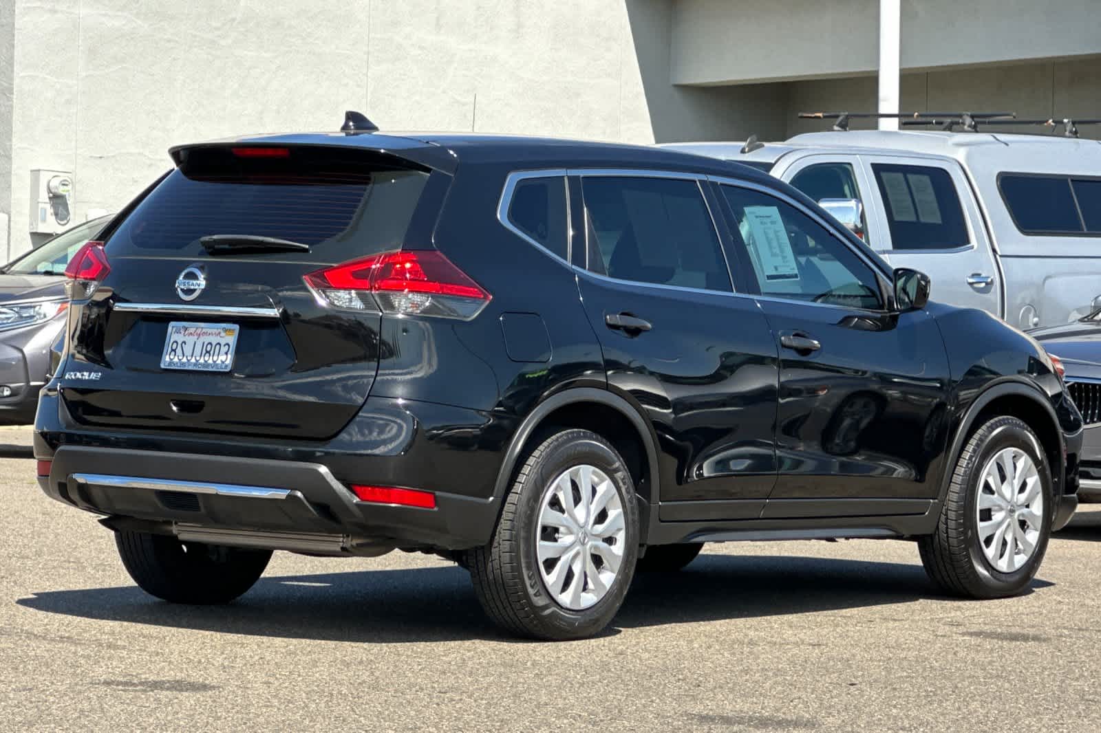 Thumbnail: 2020 Nissan Rogue - 2