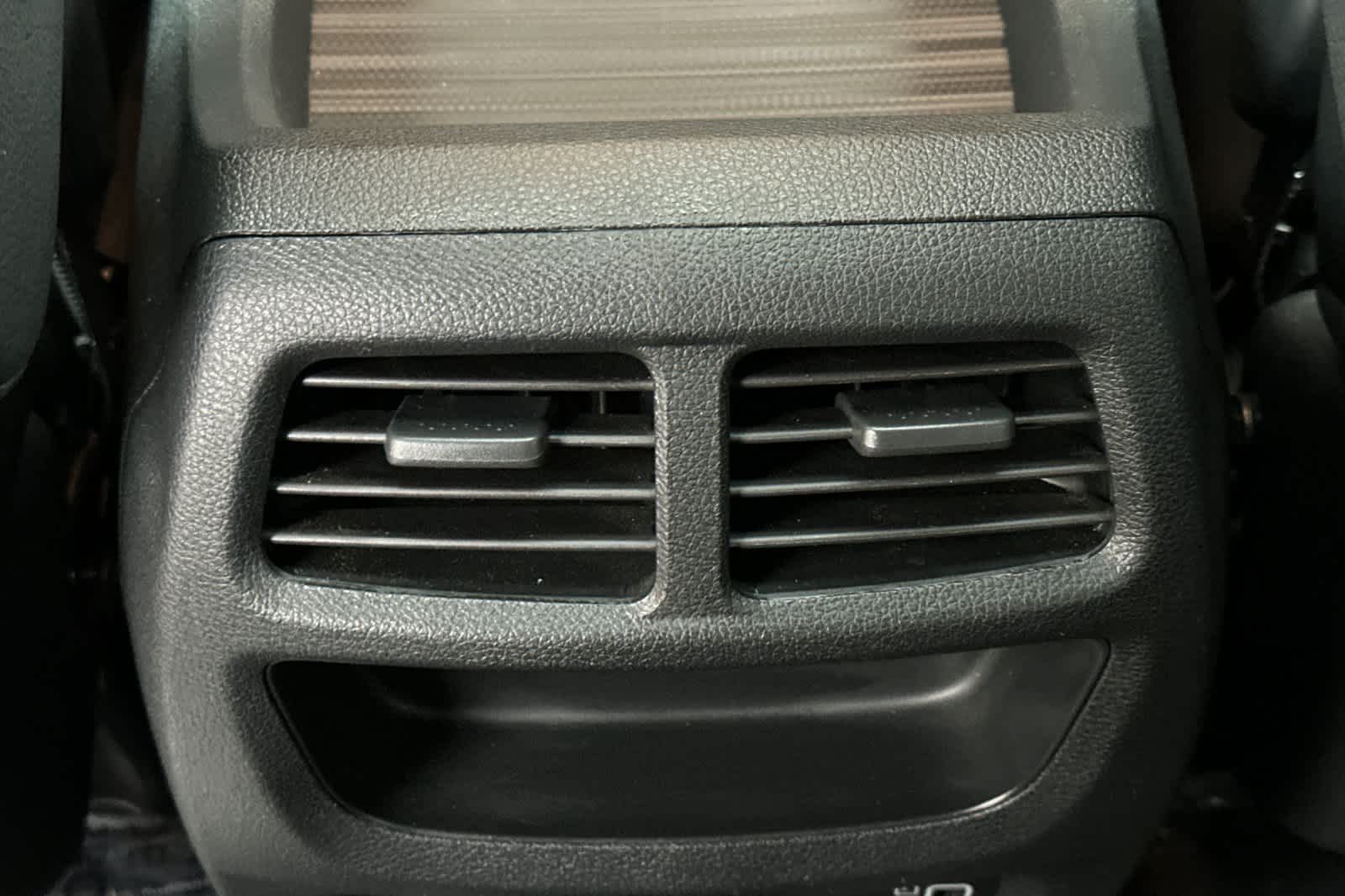 Thumbnail: 2022 Honda Passport - 14