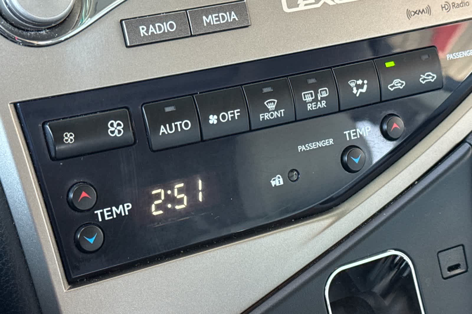Thumbnail: 2015 Lexus RX - 23