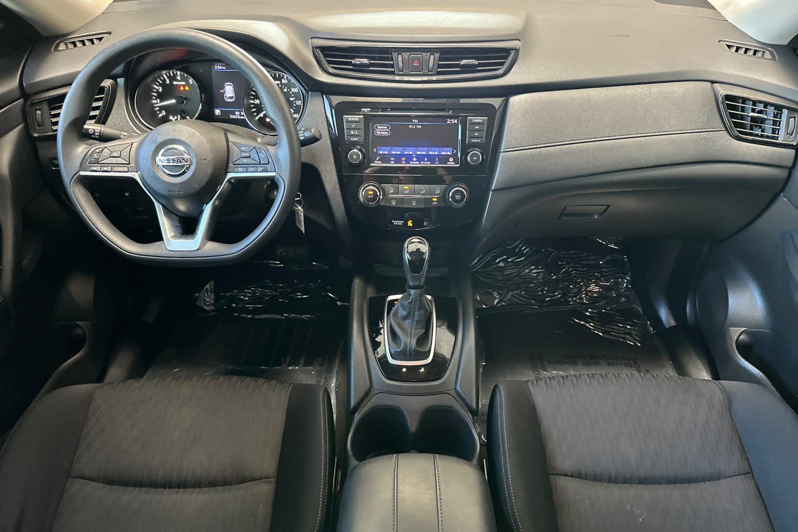 Thumbnail: 2020 Nissan Rogue - 3