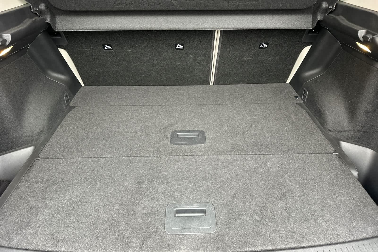 Thumbnail: 2023 Nissan Ariya - 16