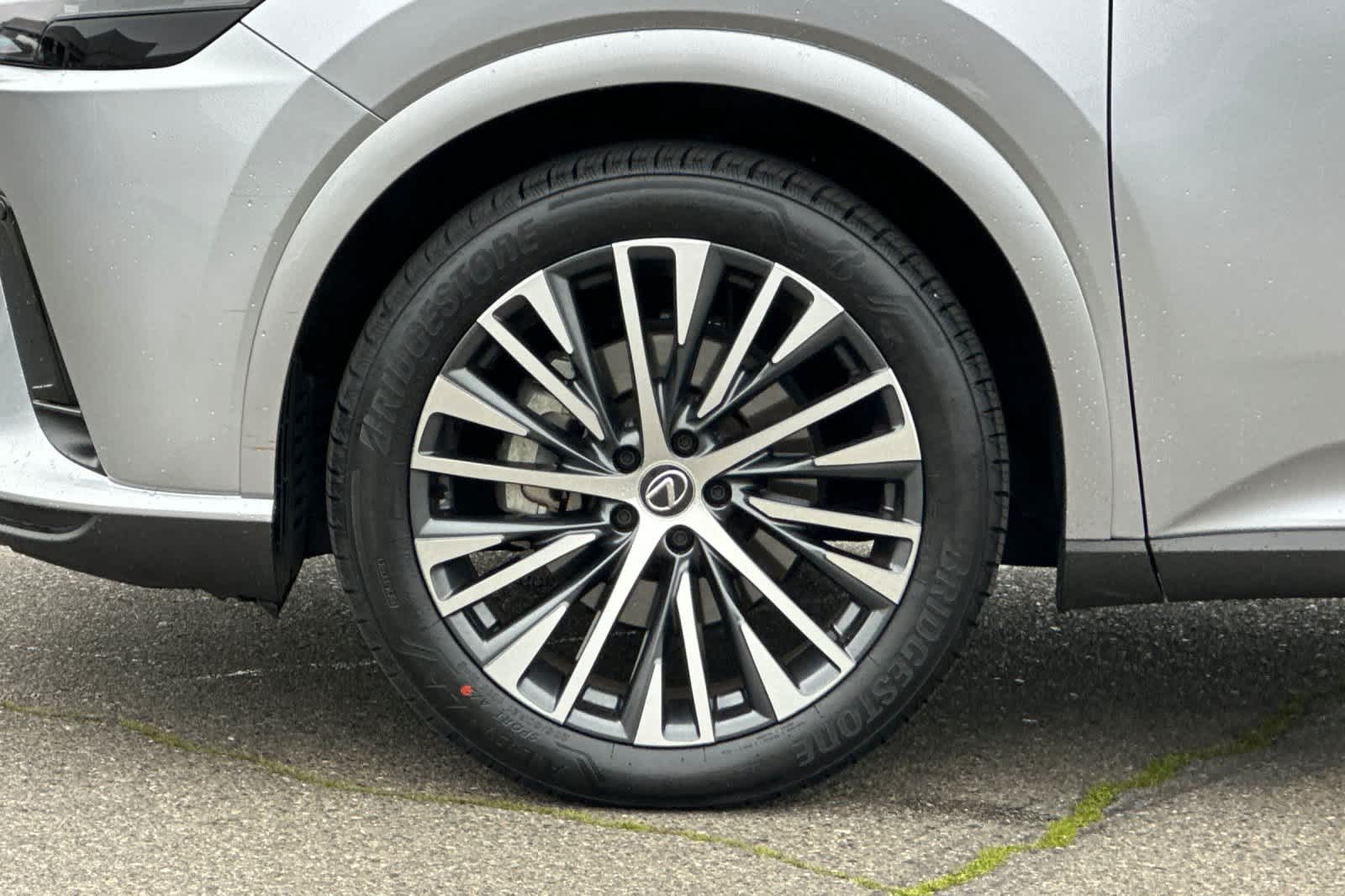 Thumbnail: 2023 Lexus RX - 31