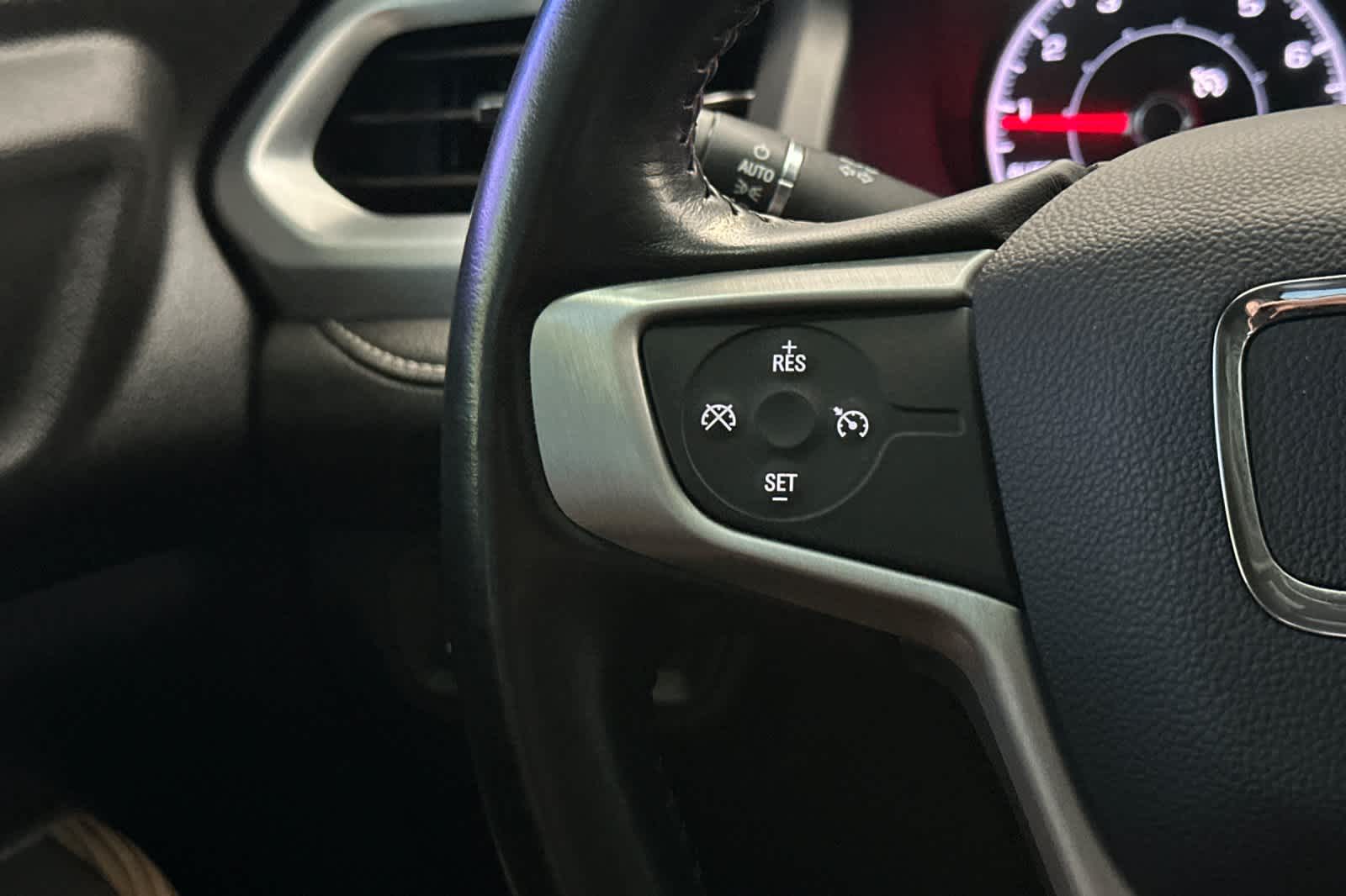 Thumbnail: 2019 GMC Acadia - 26