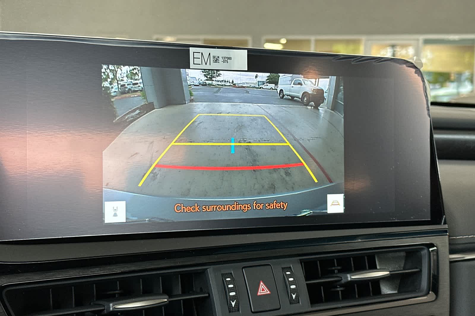 Thumbnail: 2025 Lexus ES - 20