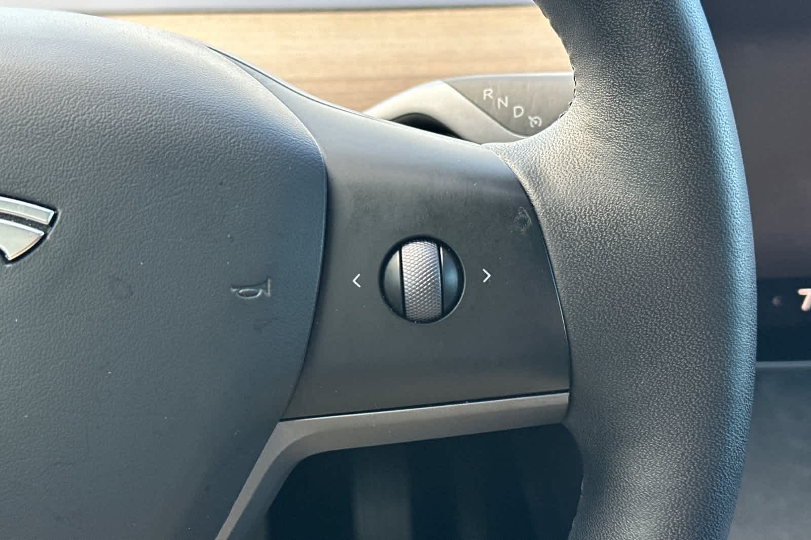 Thumbnail: 2023 Tesla Model 3 - 26