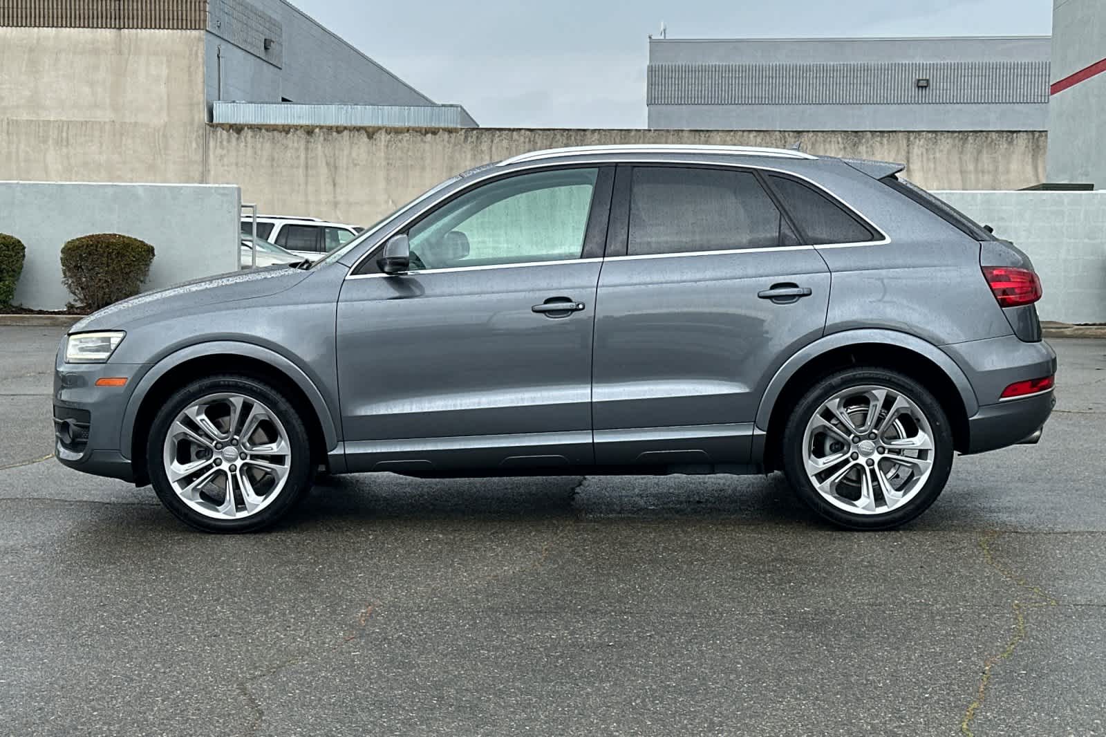 Thumbnail: 2015 Audi Q3 - 9