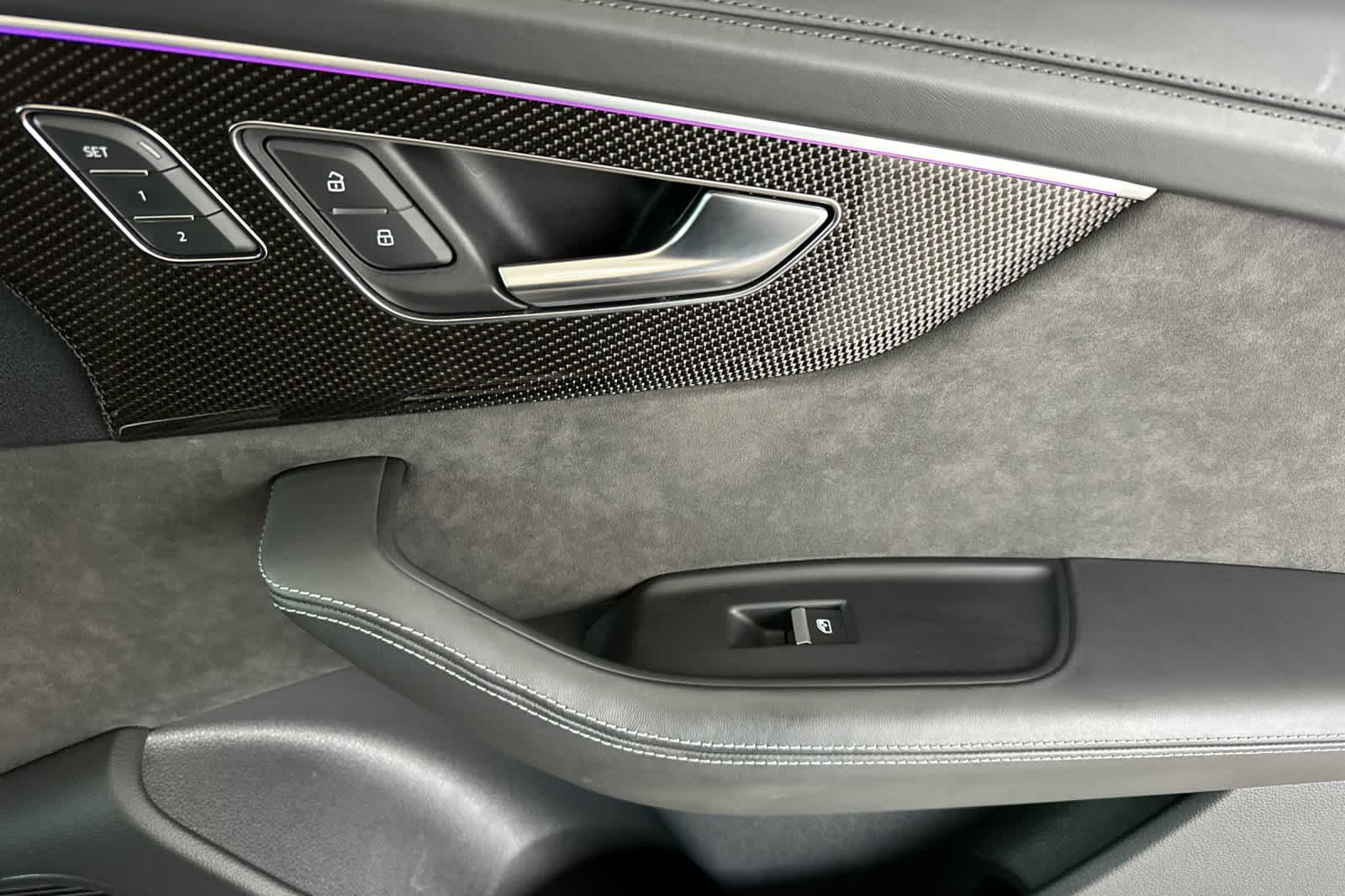 Thumbnail: 2021 Audi SQ8 - 19