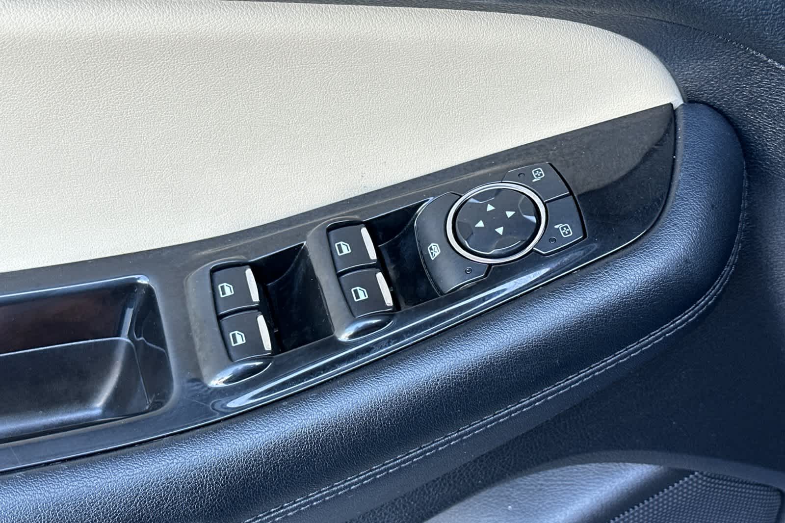 2018 Ford Edge SEL 13