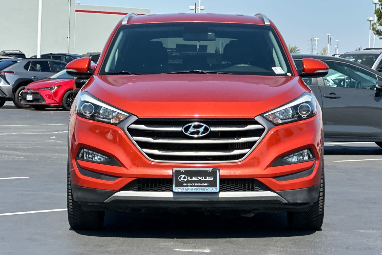 Thumbnail: 2016 Hyundai Tucson - 10
