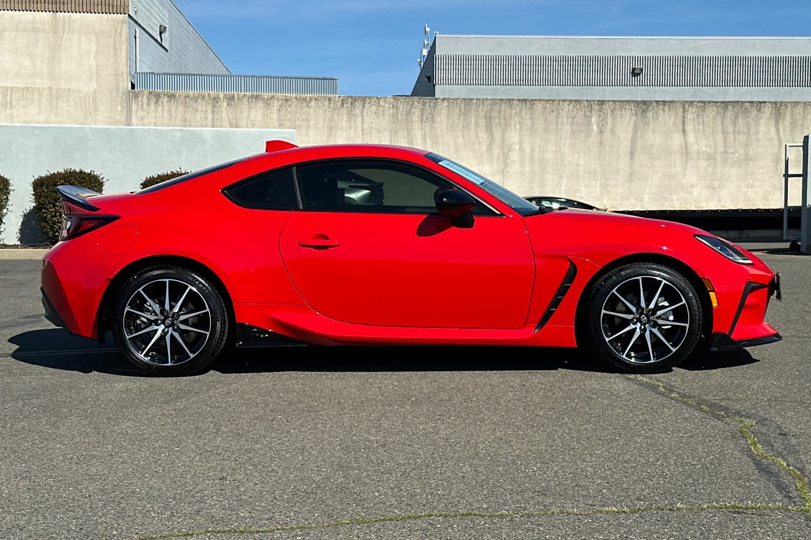 Thumbnail: 2024 Toyota GR86 - 6