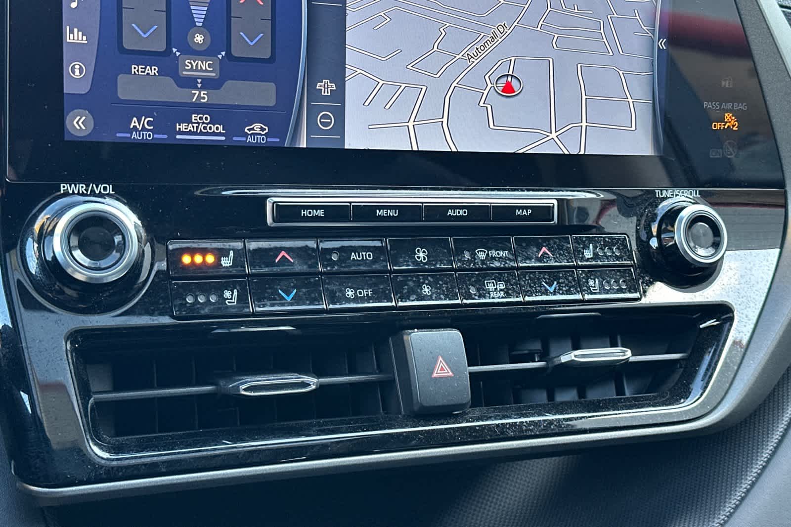 Thumbnail: 2021 Toyota Highlander - 23