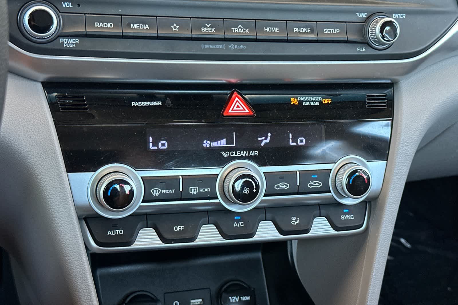 2020 Hyundai Elantra SEL 20