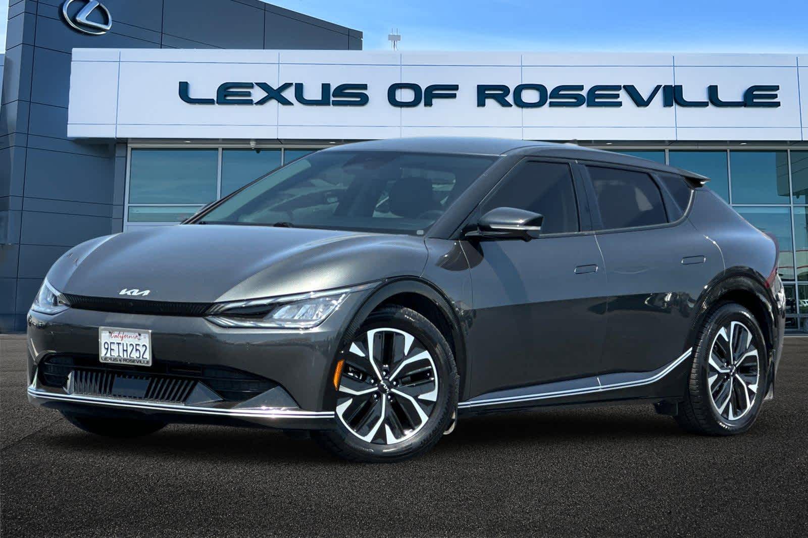Thumbnail: 2023 Kia EV6 - 1
