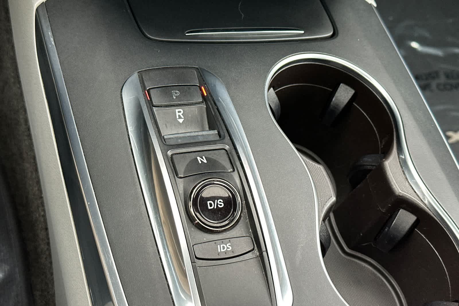 Thumbnail: 2016 Acura MDX - 25